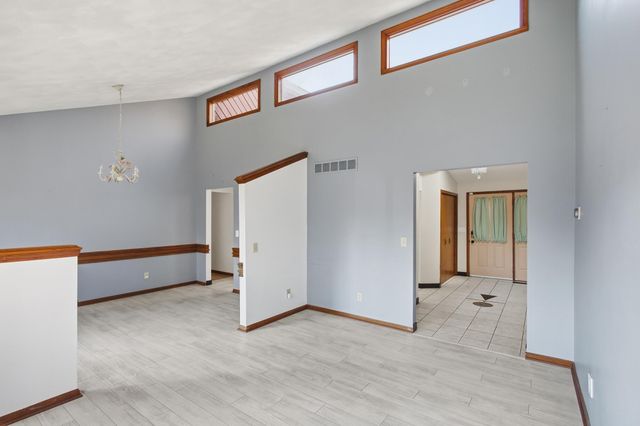 438 Merrick Drive 438 Merrick Drive, Beavercreek, OH 45434