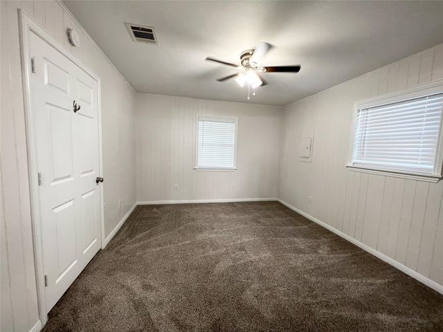 307 Veselka Road, Freeport, TX 77541