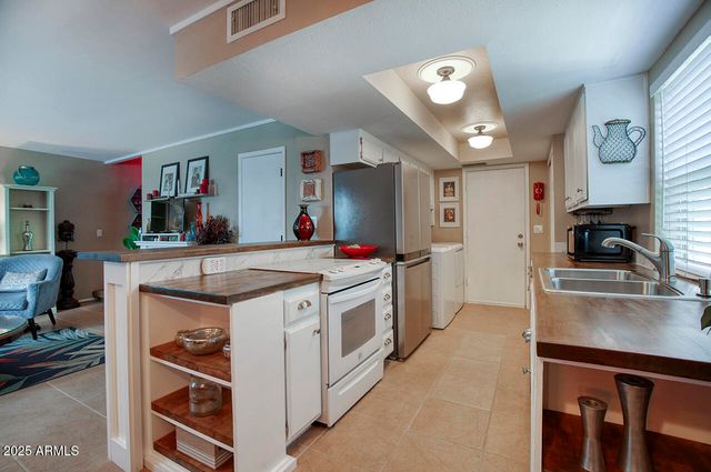 830 E Peoria Avenue 3, Phoenix, AZ 85020