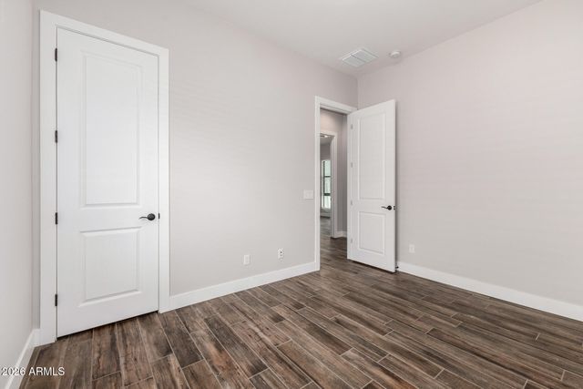 9818 S 7TH Place, Phoenix, AZ 85042