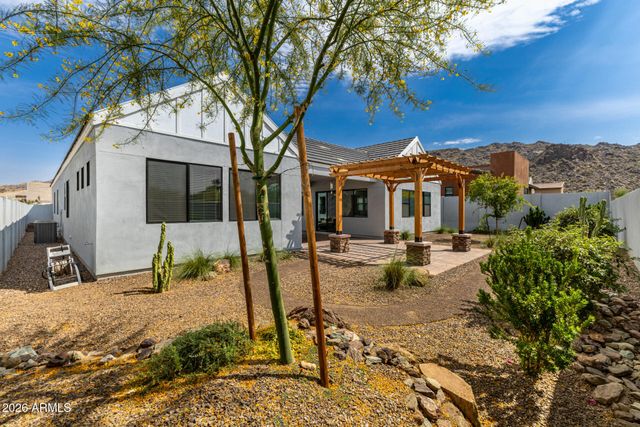 9818 S 7TH Place, Phoenix, AZ 85042