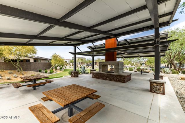 9818 S 7TH Place, Phoenix, AZ 85042