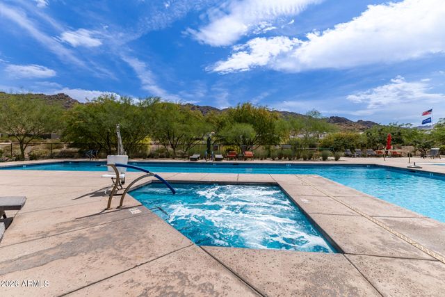 9818 S 7TH Place, Phoenix, AZ 85042