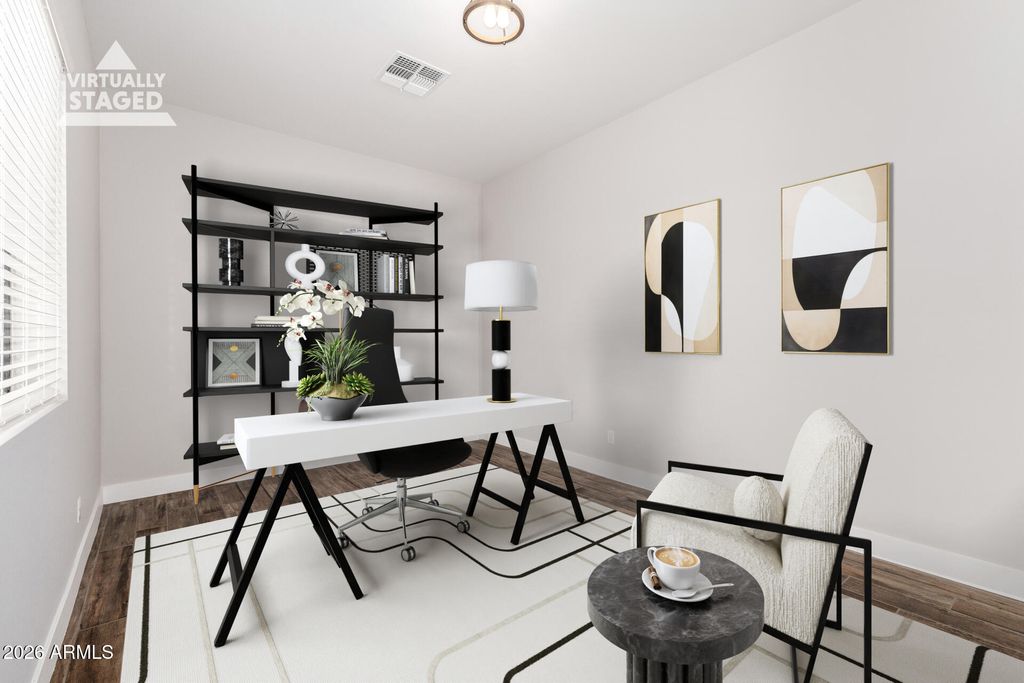 9818 S 7TH Place, Phoenix, AZ 85042 — photo 2