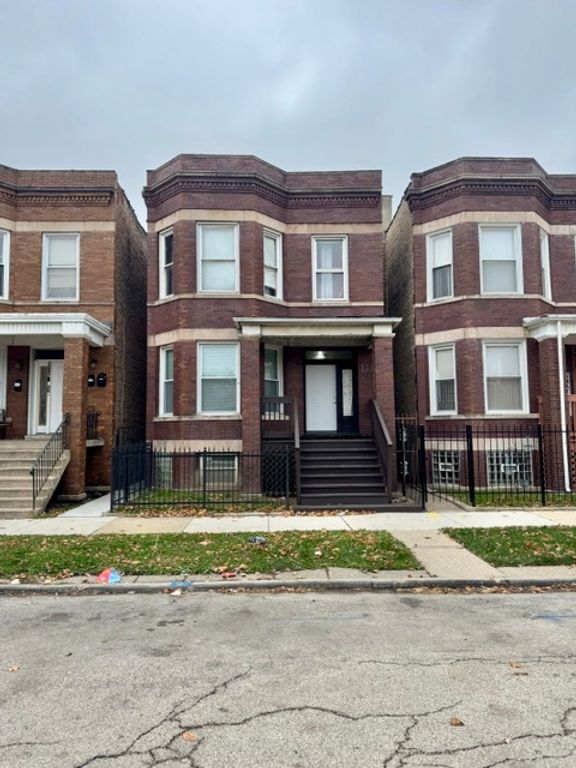 6212 S Bishop Street 1, Chicago, IL 60636