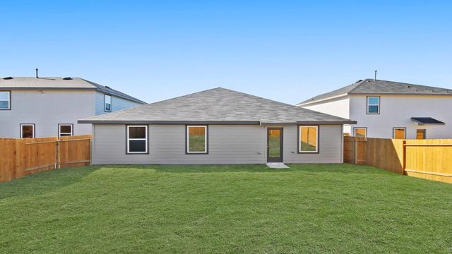 2607 Foxgrove Lane, Sealy, TX 77474