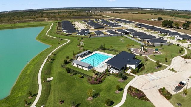 2607 Foxgrove Lane, Sealy, TX 77474