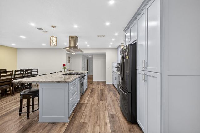 8405 Fernando Way, Elverta, CA 95626