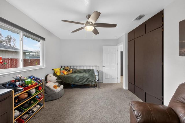 8405 Fernando Way, Elverta, CA 95626