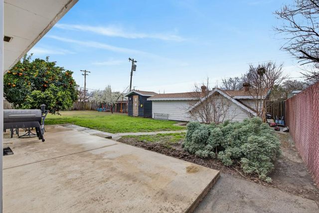 8405 Fernando Way, Elverta, CA 95626