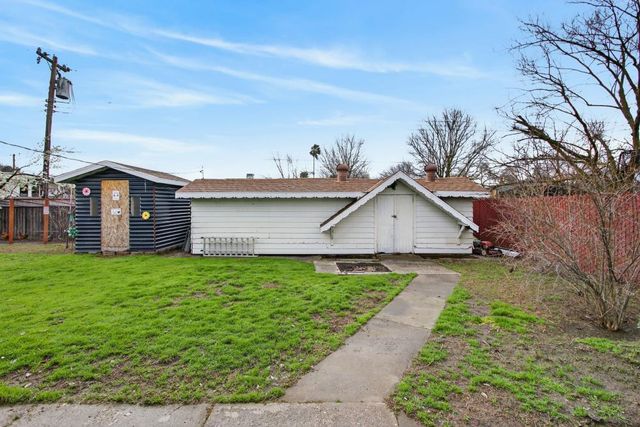 8405 Fernando Way, Elverta, CA 95626