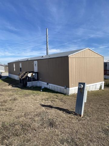 1011 Lavon Court, Royse City, TX 75189