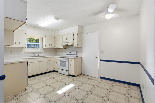 3061 Karen Lane, Marietta, GA 30062