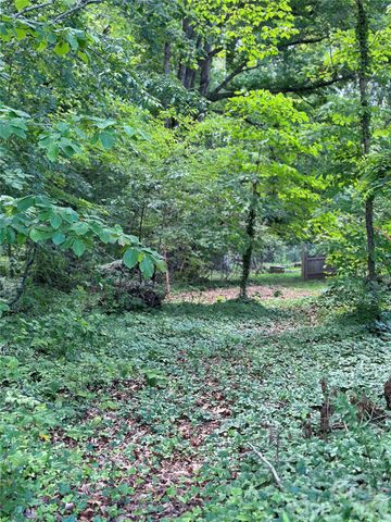 25 Oak Hill Drive 1, Asheville, NC 28806
