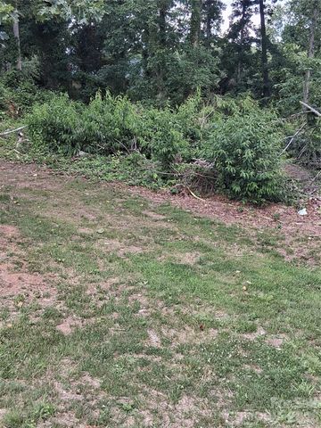25 Oak Hill Drive 1, Asheville, NC 28806