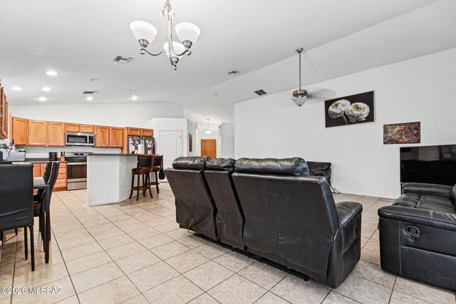 7159 E Cherrywood Street, Tucson, AZ 85756