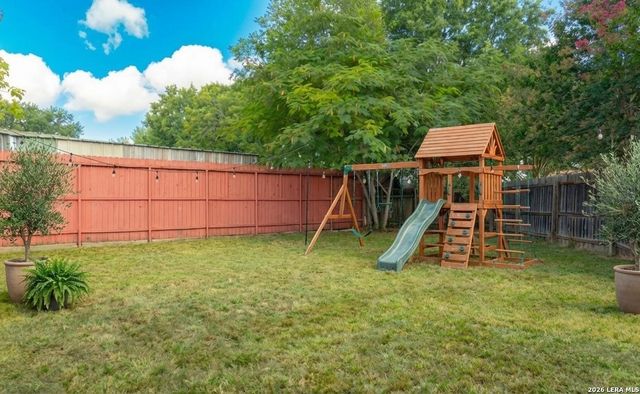 5855 Cliffmont, San Antonio, TX 78250