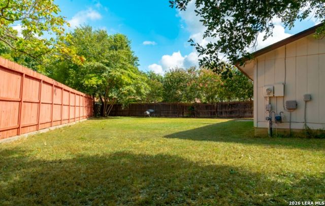 5855 Cliffmont, San Antonio, TX 78250