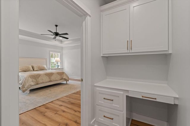 12 Buck, Hattiesburg, MS 39402