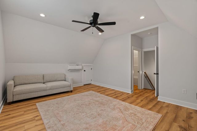 12 Buck, Hattiesburg, MS 39402