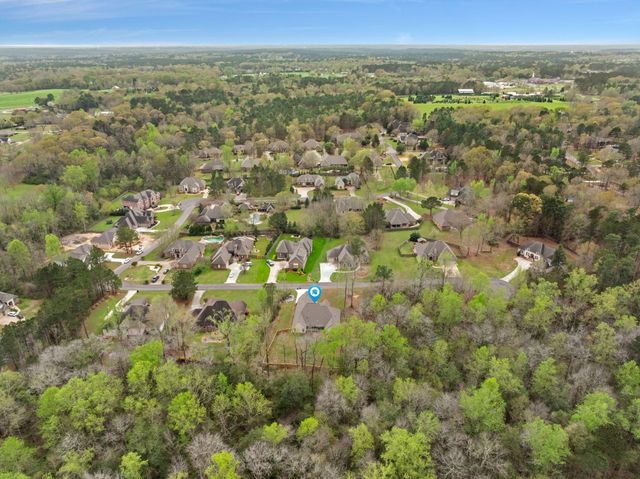 12 Buck, Hattiesburg, MS 39402