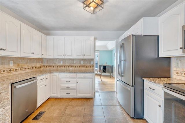 46 Wellington LN, Daleville, VA 24083