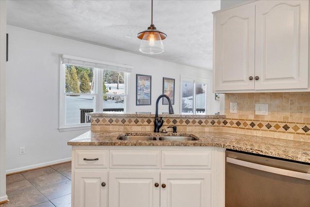 46 Wellington LN, Daleville, VA 24083