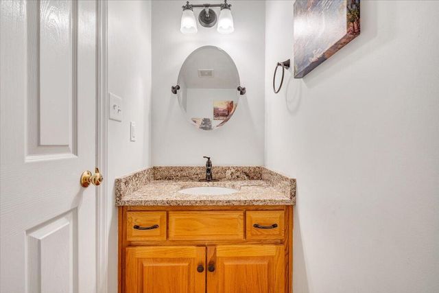 46 Wellington LN, Daleville, VA 24083