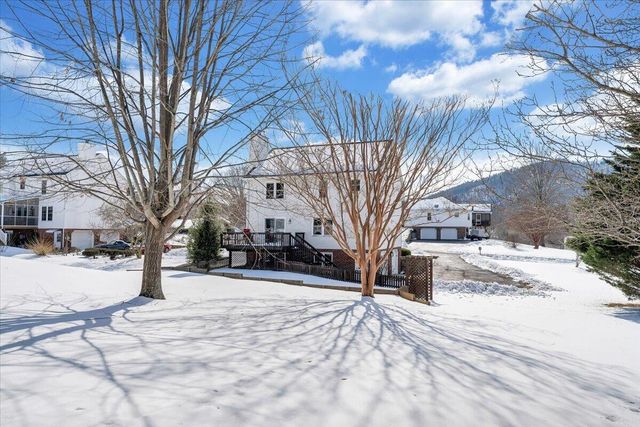 46 Wellington LN, Daleville, VA 24083