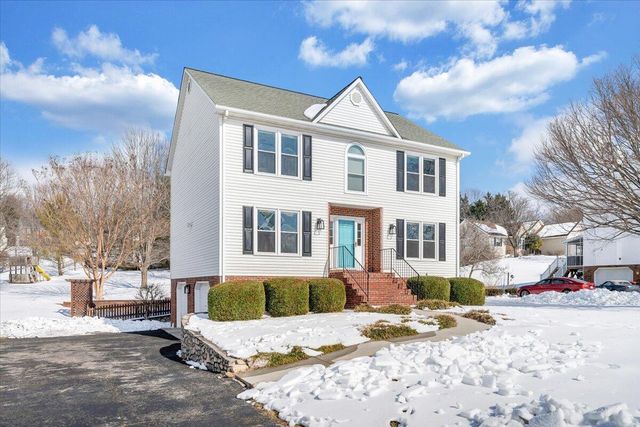 46 Wellington LN, Daleville, VA 24083