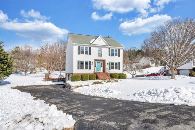 46 Wellington LN, Daleville, VA 24083