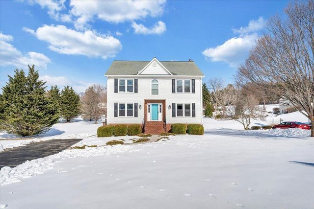 46 Wellington LN, Daleville, VA 24083