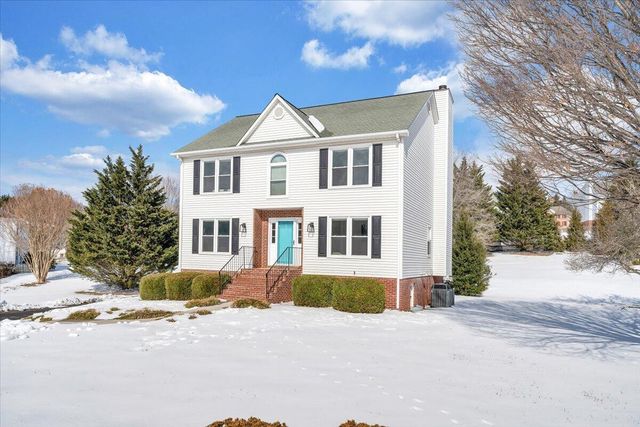 46 Wellington LN, Daleville, VA 24083