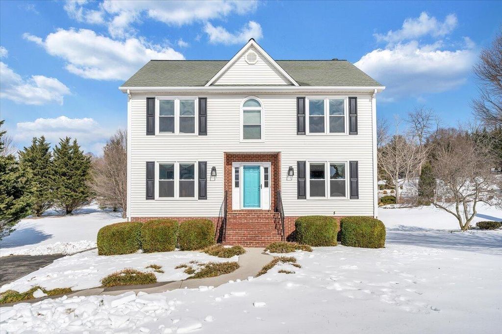 46 Wellington LN, Daleville, VA 24083