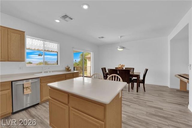 2077 Wildwood Lake Street, Henderson, NV 89052