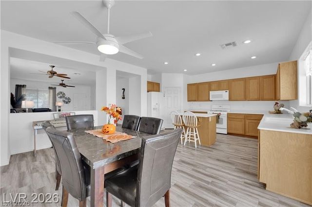 2077 Wildwood Lake Street, Henderson, NV 89052