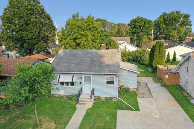 1813 11TH AVENUE, Green Bay, WI 54304