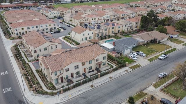 477 N Beechwood 183, Rialto, CA 92376