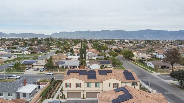 477 N Beechwood 183, Rialto, CA 92376