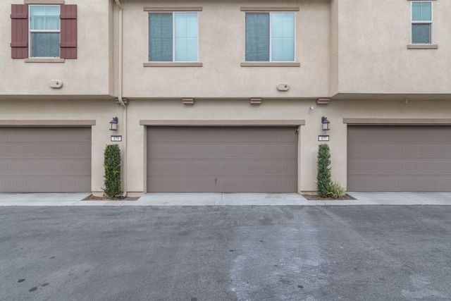 477 N Beechwood 183, Rialto, CA 92376