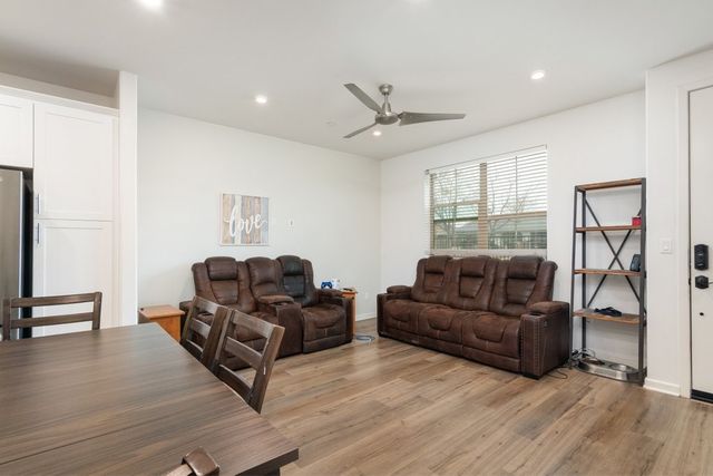 477 N Beechwood 183, Rialto, CA 92376