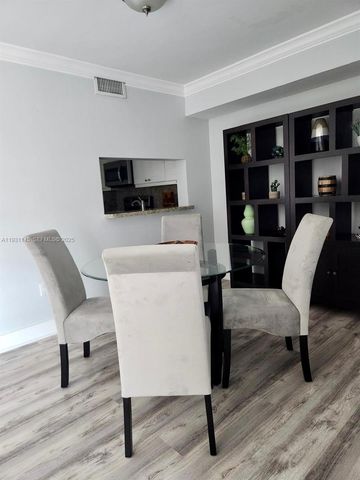 11790 SW 18th St 218-3, Miami, FL 33175