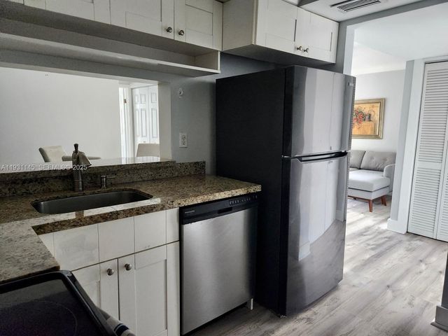 11790 SW 18th St 218-3, Miami, FL 33175