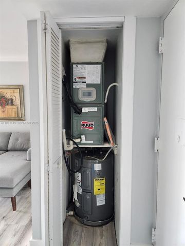 11790 SW 18th St 218-3, Miami, FL 33175