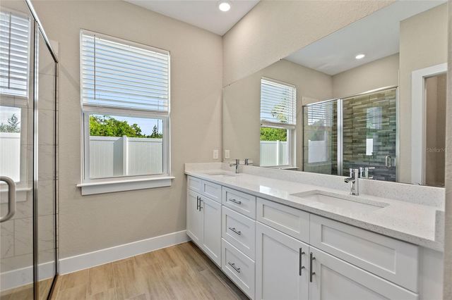 326 ROYAL PALM WAY, Winter Haven, FL 33881