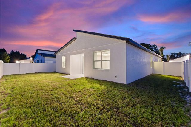 326 ROYAL PALM WAY, Winter Haven, FL 33881