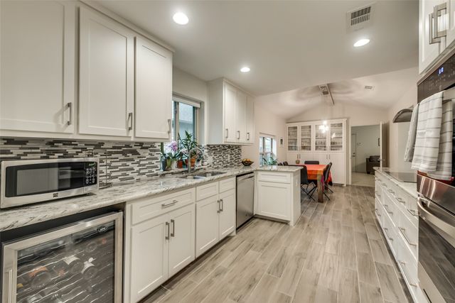 6931 Echo Bluff Drive, Dallas, TX 75248