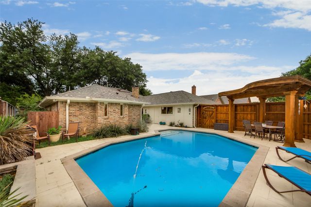 6931 Echo Bluff Drive, Dallas, TX 75248