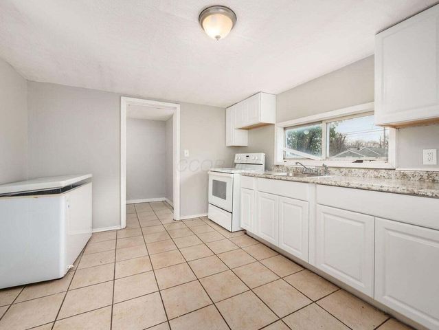 21 Benfield Avenue, Columbus, OH 43207
