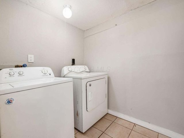 21 Benfield Avenue, Columbus, OH 43207